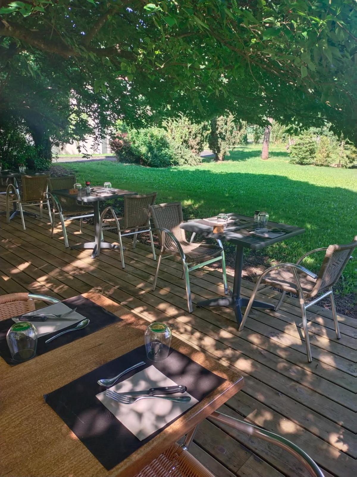 Hotel Bon Repos Barbezieux-Saint-Hilaire Εξωτερικό φωτογραφία