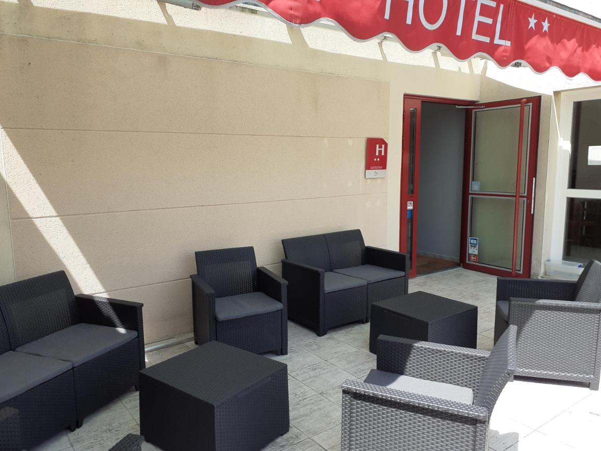 Hotel Bon Repos Barbezieux-Saint-Hilaire Εξωτερικό φωτογραφία